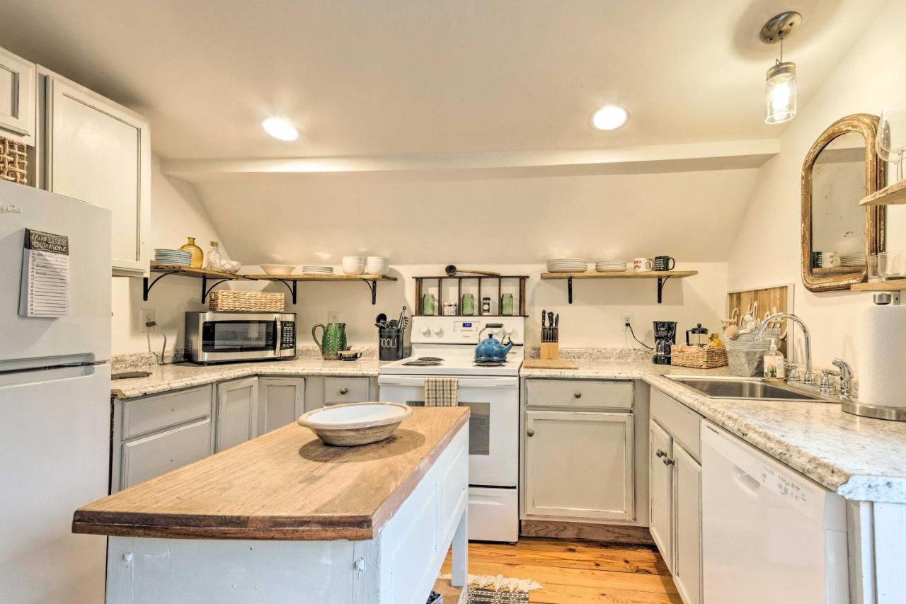 Modern Farmhouse Duplex By Stream, 4 Mi To Boone! 블로잉 롹 외부 사진