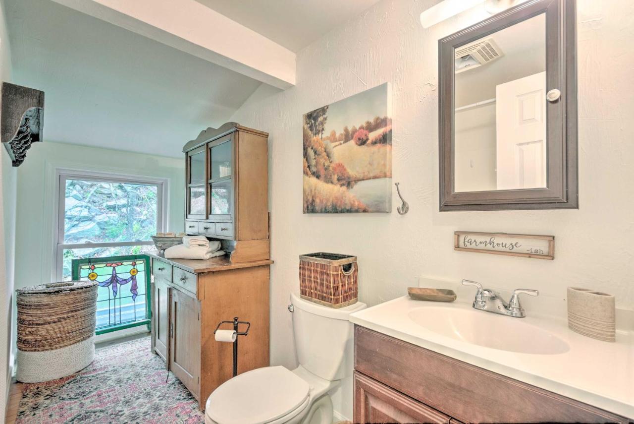Modern Farmhouse Duplex By Stream, 4 Mi To Boone! 블로잉 롹 외부 사진